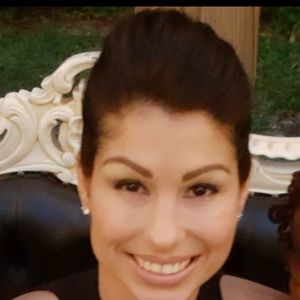 Meet your Posher, Lina